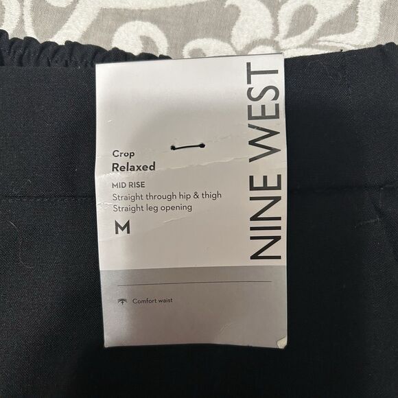 Nine West Pants Women M Black Pull On Crop Relaxed Mid Rise Preppy Office NWT - Picture 3 of 15